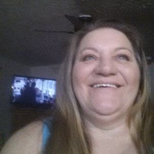 Meet your Posher, Phyllis